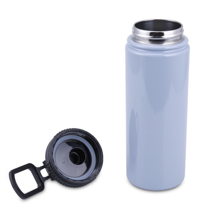 Nepriepustná vákuovo izolovaná fľaša na vodu bez potu